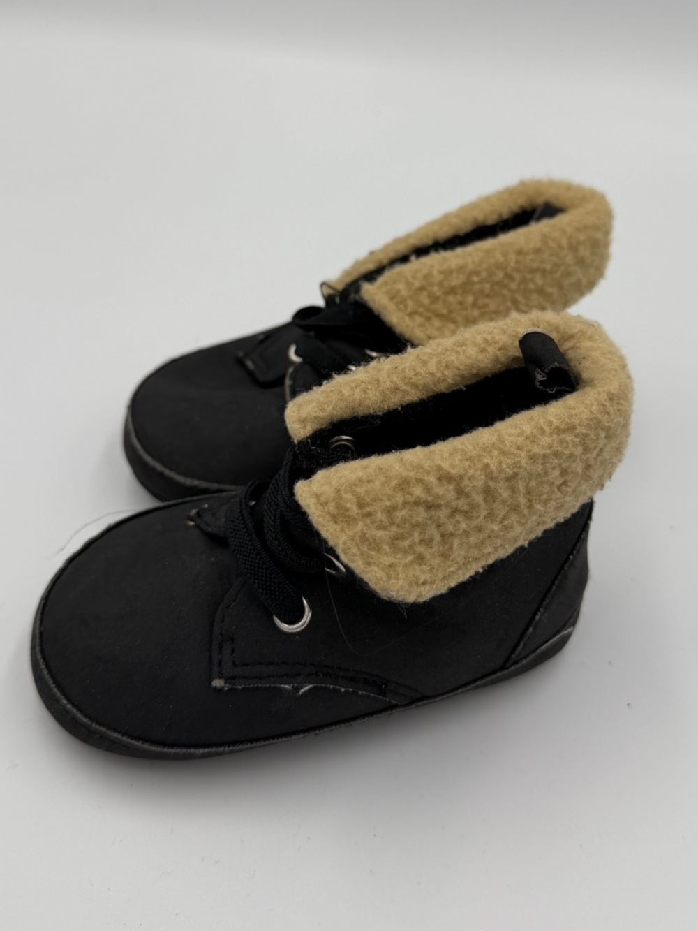 Rising Star Infant Baby 9 - 12M Size 3  Black Boots Booties with Tan Sherpa Cuff